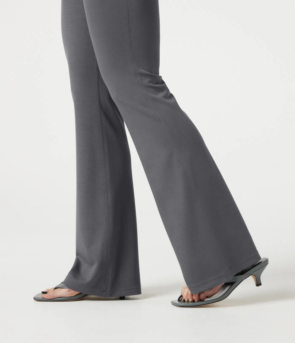 Pantalón Acampanado Talle Alto