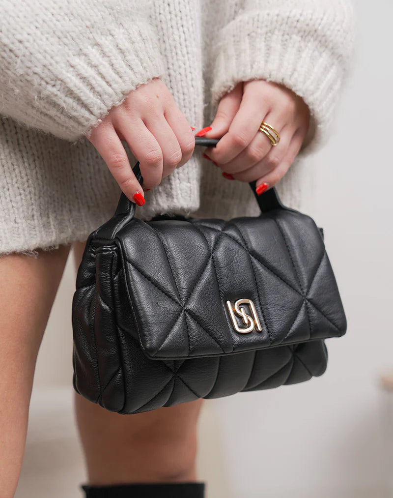 Mini Bolso Acolchado Top Handle con Cierre Metálico