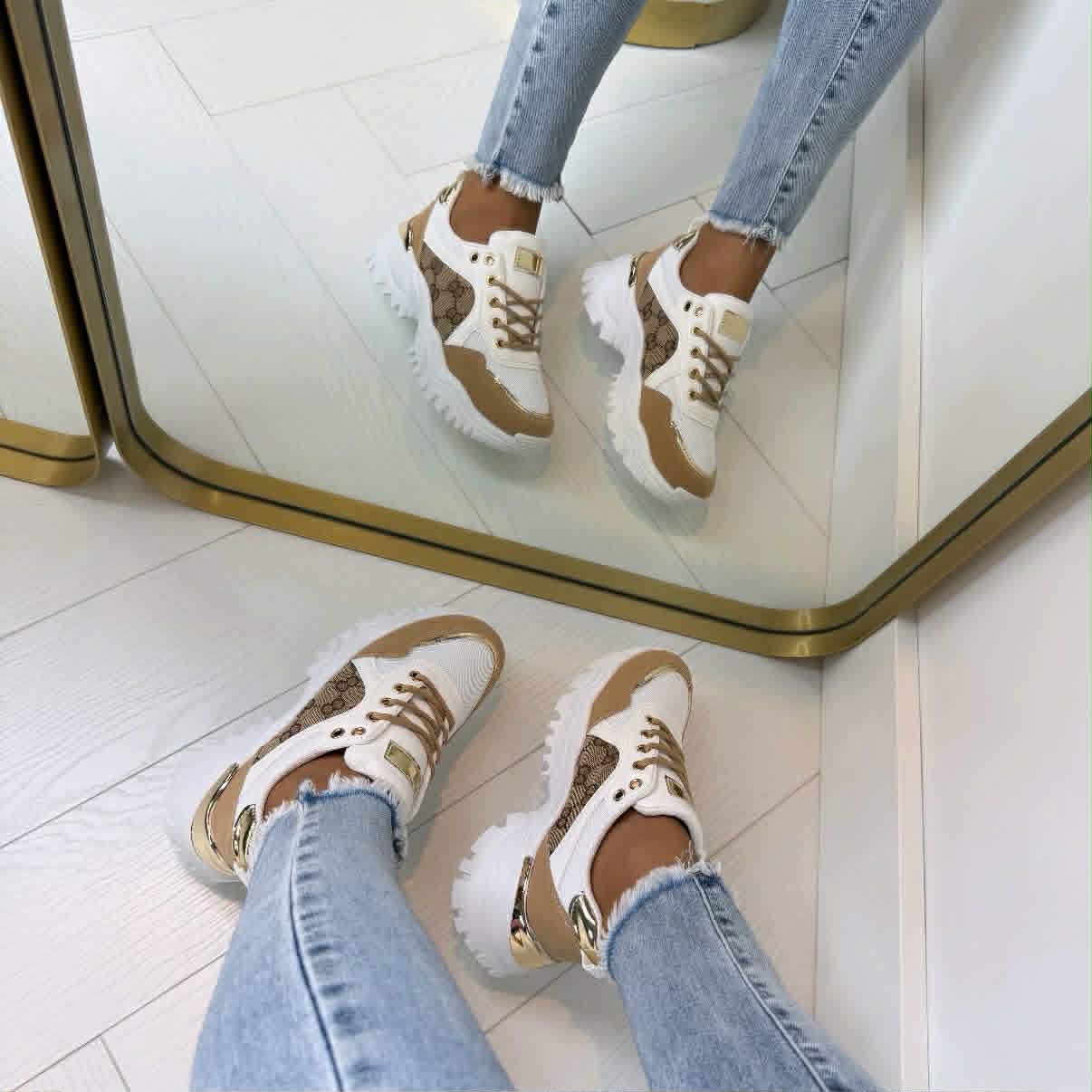Sneakers Chunky con Panel Monograma